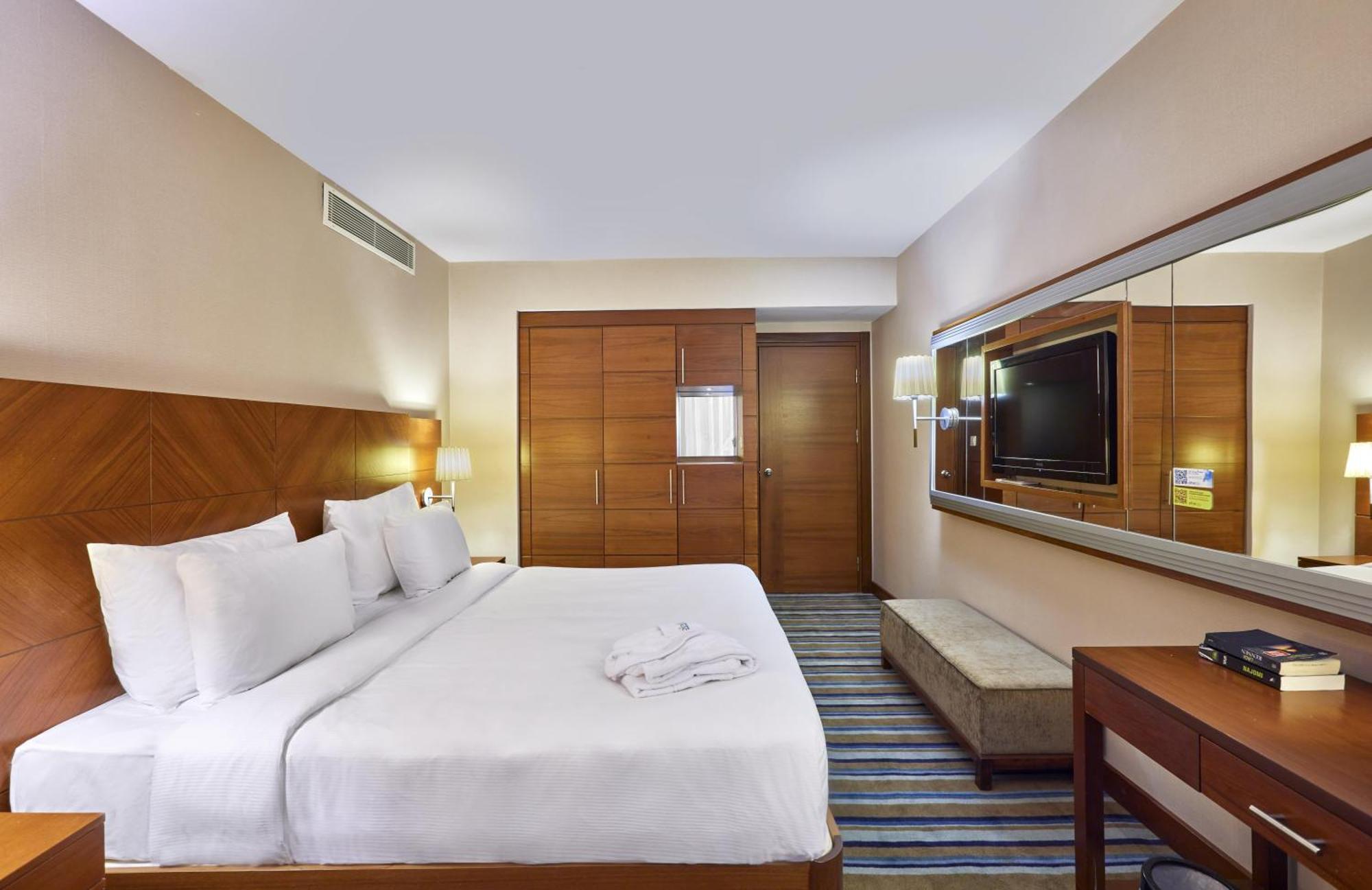 Курортный комплекс Pine Bay 5*
